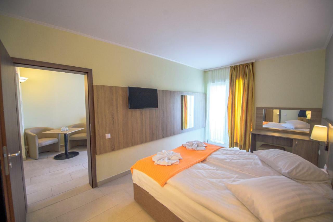 Piccadilly Hotel Mamaia