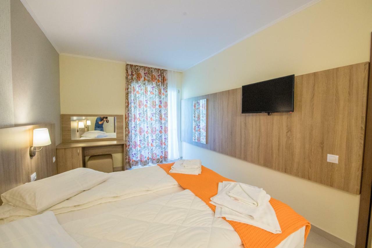 Hotel Piccadilly Mamaia