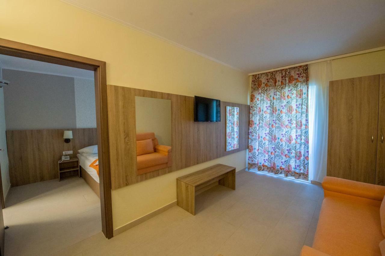 Piccadilly Hotel Mamaia